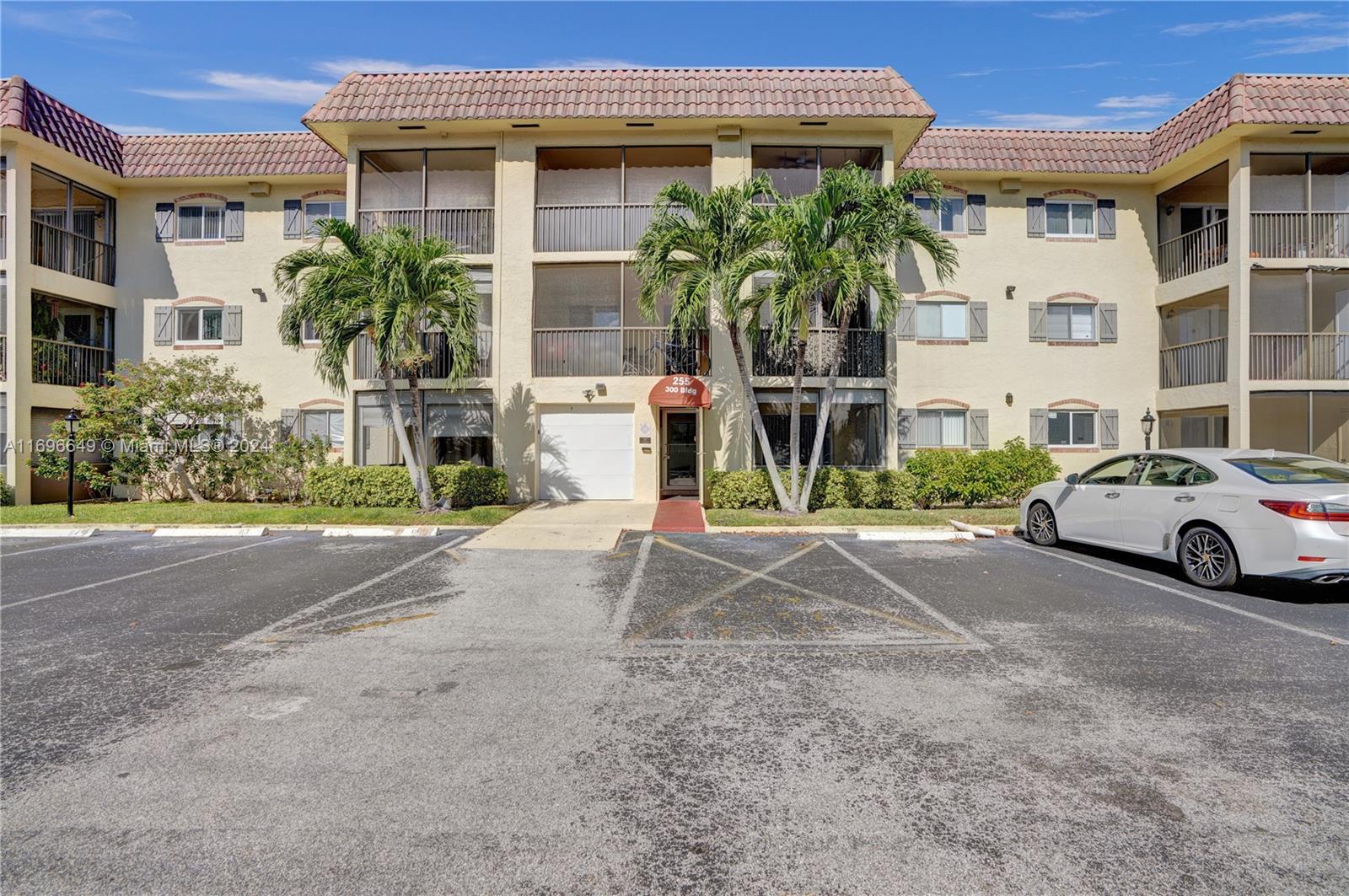 255 S Cypress Rd #314, Pompano Beach, Florida image 1