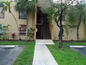 Residential, Lauderhill, Florida image 2