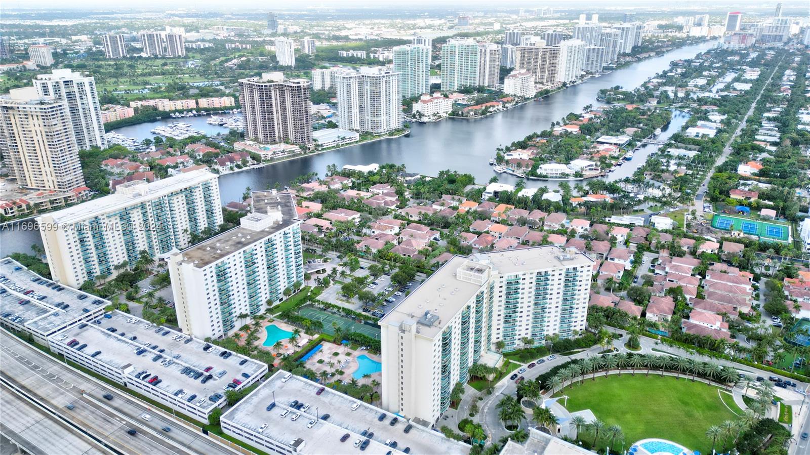 19370 Collins Ave #212, Sunny Isles Beach, Florida image 37