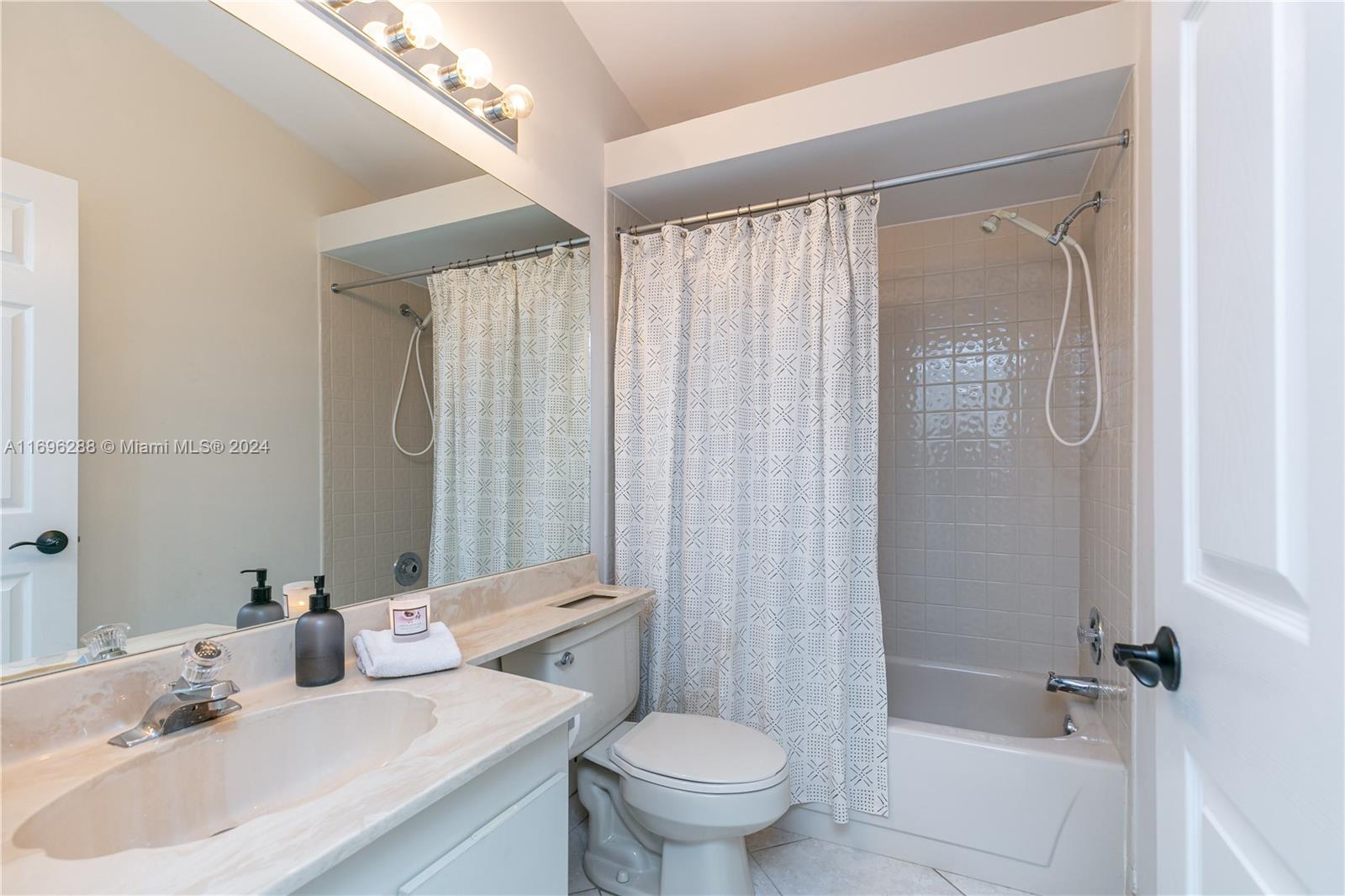 5329 Bolero Cir, Delray Beach, Florida image 34