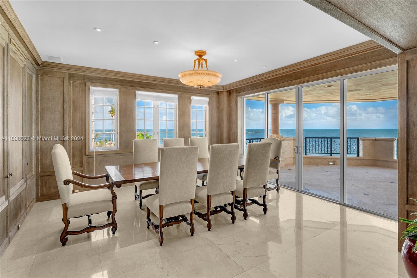 7433 Fisher Island Dr #7433, Miami Beach, Florida image 9