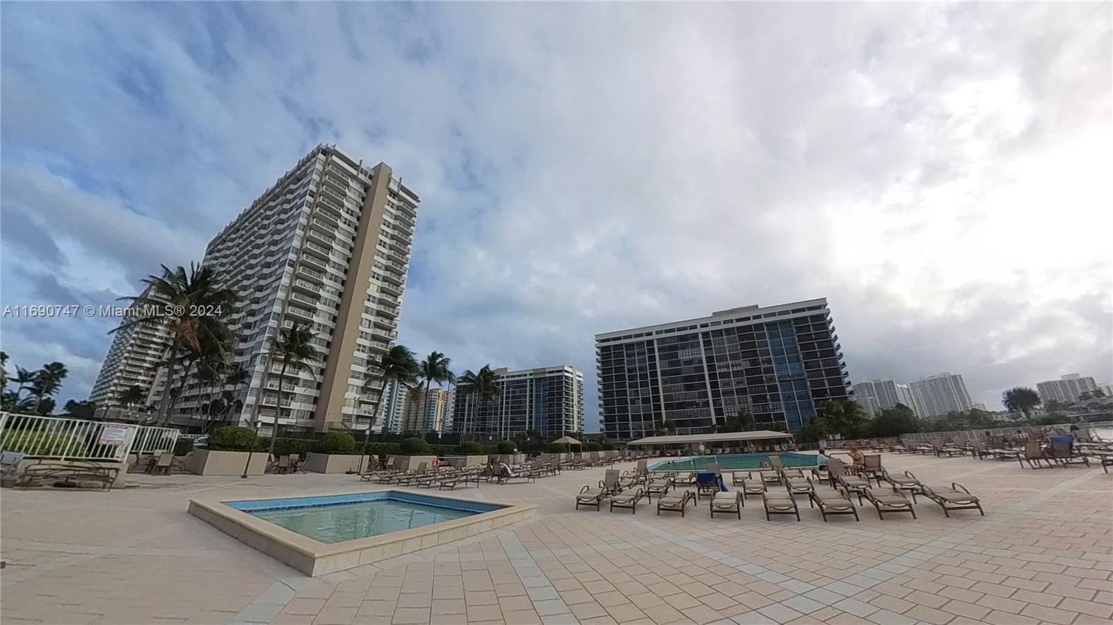 1965 S Ocean Dr #7E, Hallandale Beach, Florida image 9