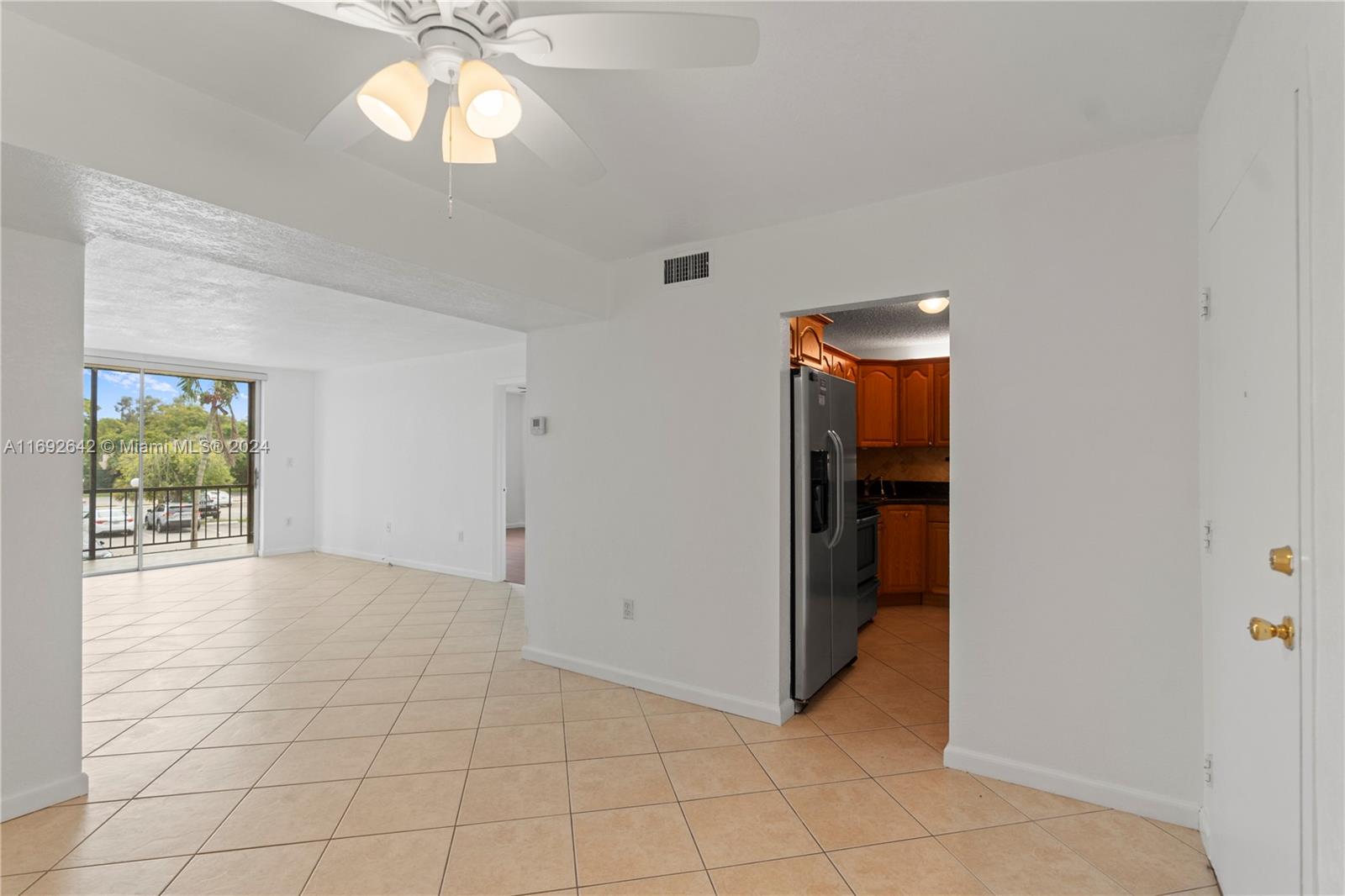 7100 NW 17th St #219, Plantation, Florida image 3