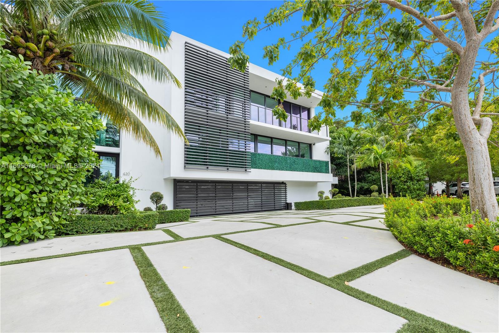 420 N Hibiscus Dr, Miami Beach, Florida image 2