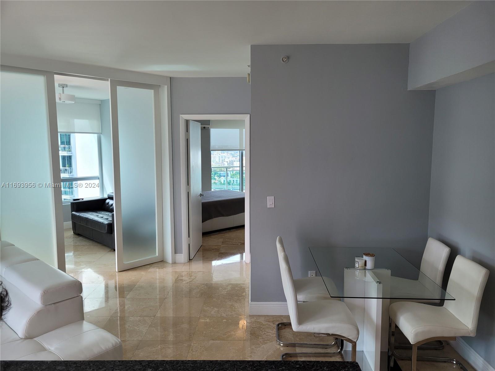 350 S Miami Ave #2714, Miami FL 33130