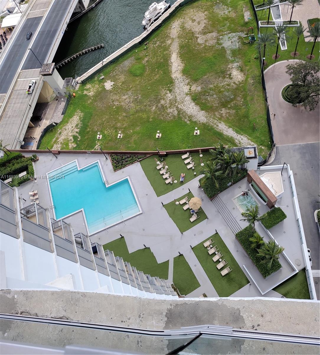 350 S Miami Ave #2714, Miami FL 33130