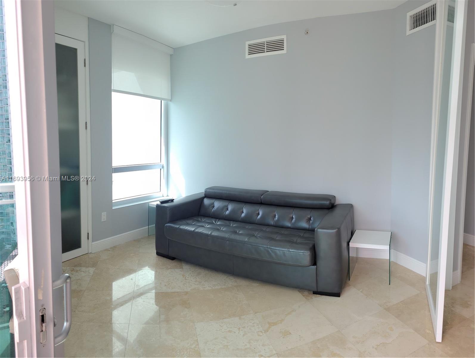 350 S Miami Ave #2714, Miami FL 33130