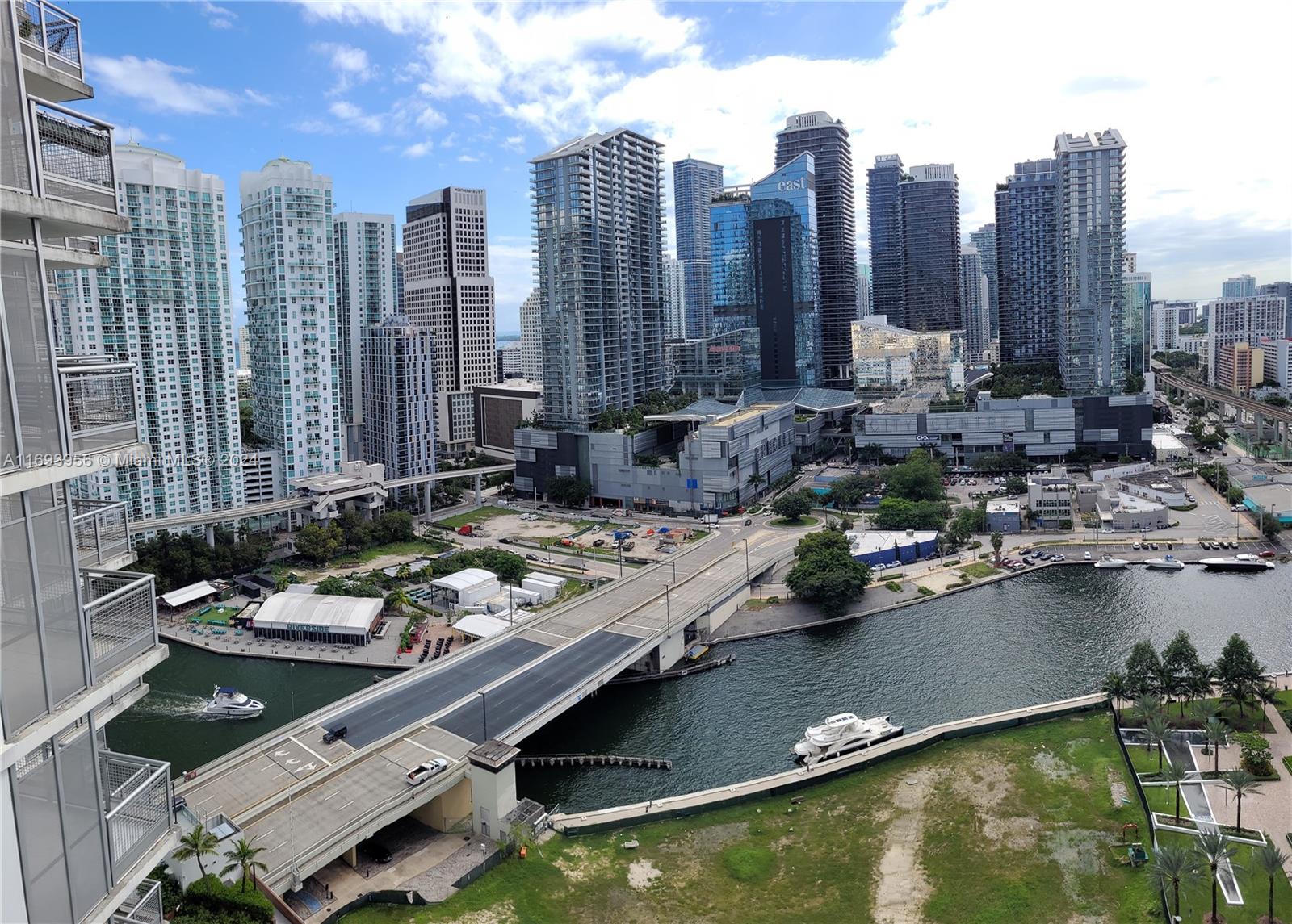 350 S Miami Ave #2714, Miami FL 33130
