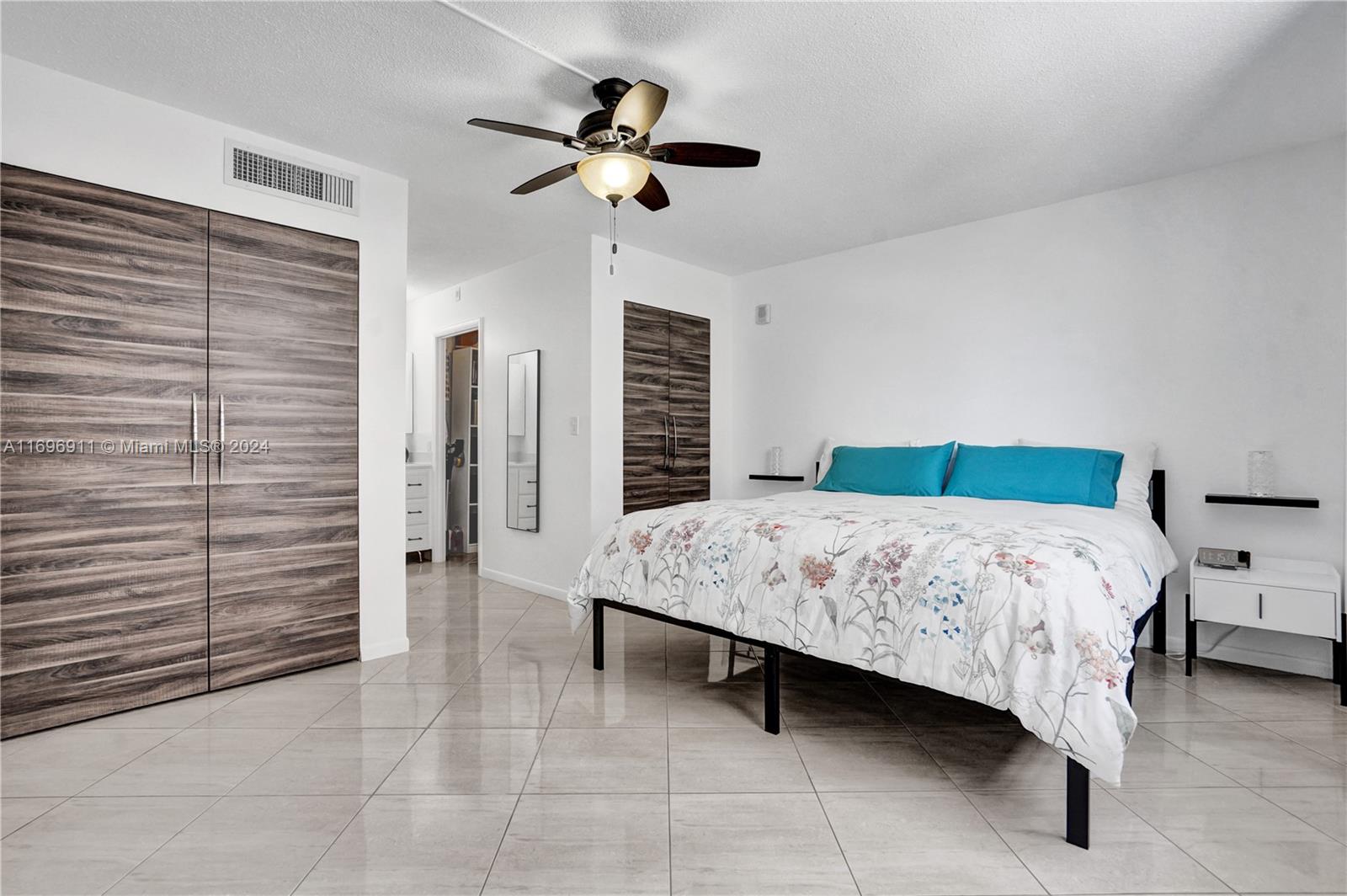 1849 S Ocean Dr #408, Hallandale Beach, Florida image 27