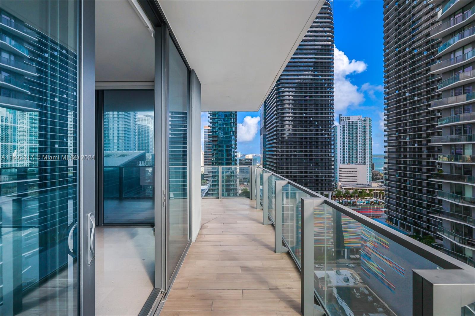 88 SW 7th St #1901, Miami, Florida image 30