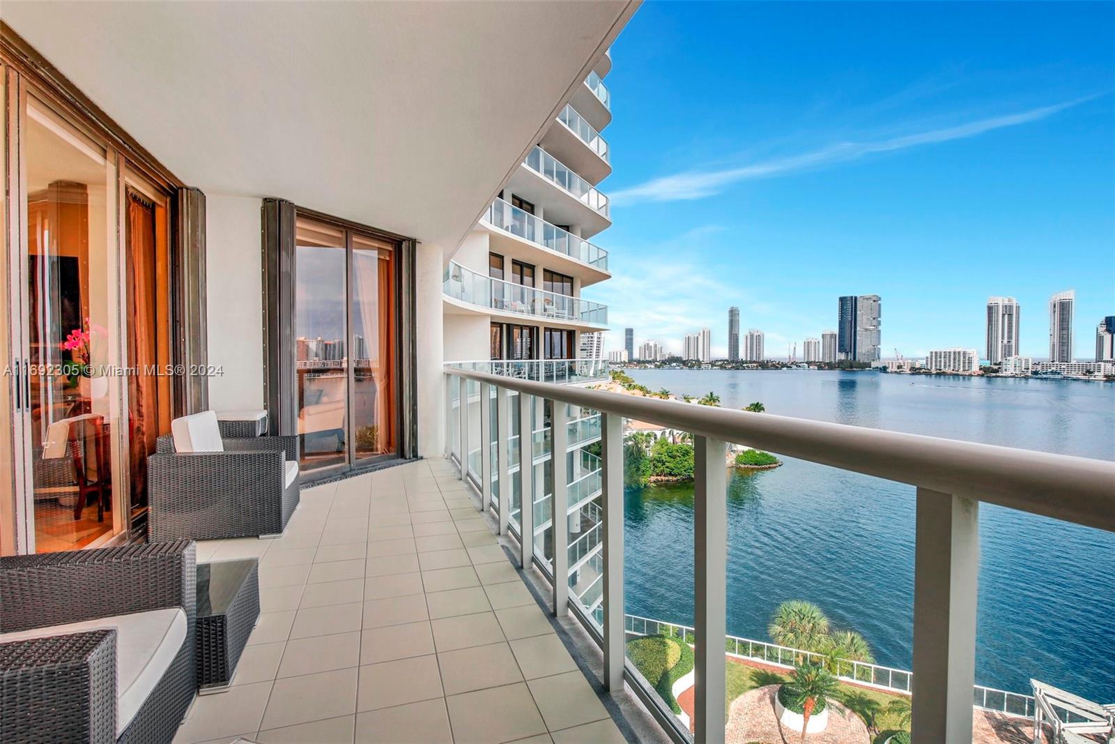 4000 Island Blvd #1002, Aventura, Florida image 2