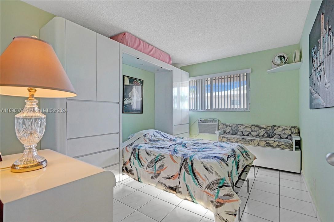 1015 SW 11th Ave #11K, Hallandale Beach, Florida image 18