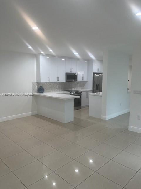 2476 SW 11th St, Miami, Florida image 3