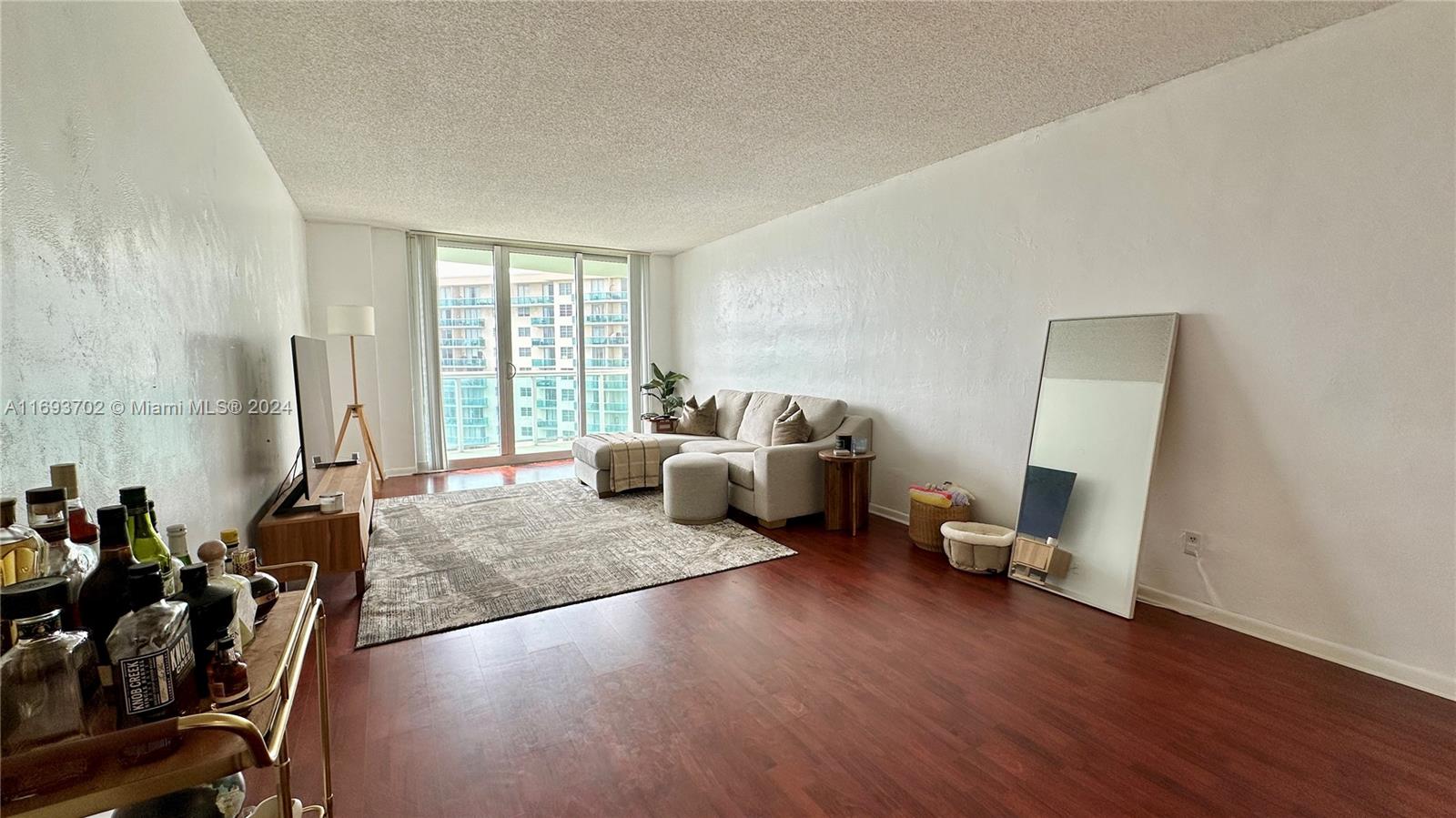 19380 Collins Ave #1425, Sunny Isles Beach, Florida image 4