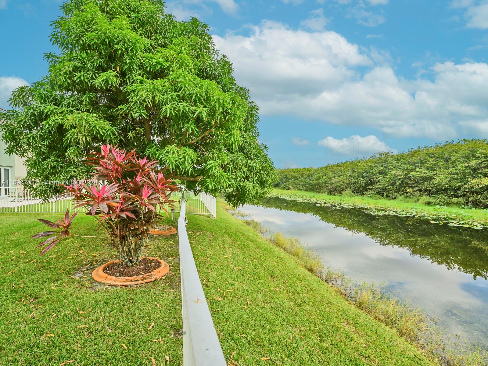 15120 NW 6th Ct, Pembroke Pines, Florida image 32