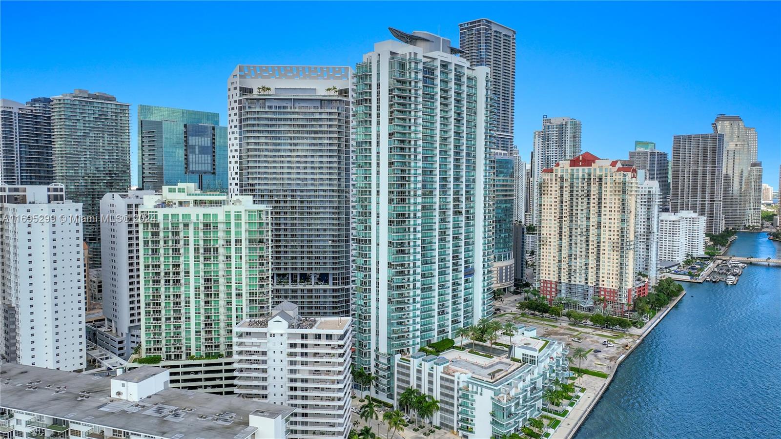 1300 Brickell Bay Dr #2805, Miami, Florida image 21