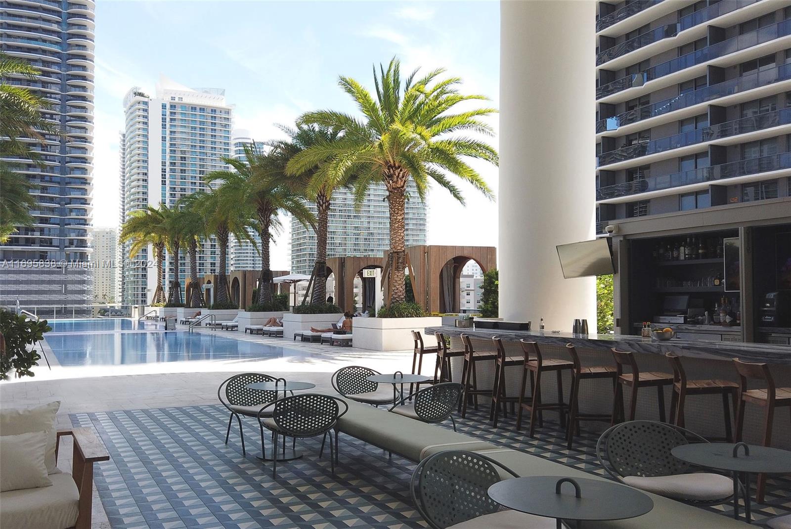 801 S Miami Ave #4002, Miami FL 33130