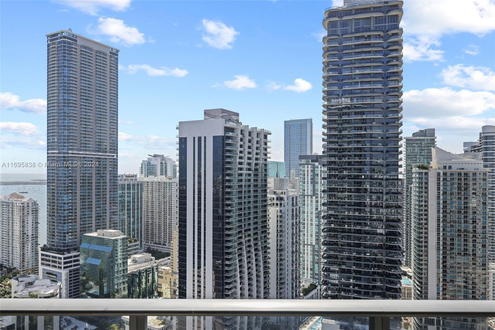 801 S Miami Ave #4002, Miami FL 33130