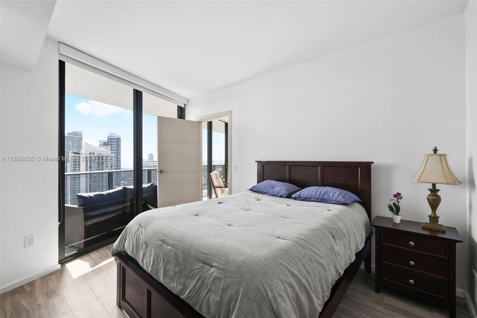 801 S Miami Ave #4002, Miami FL 33130