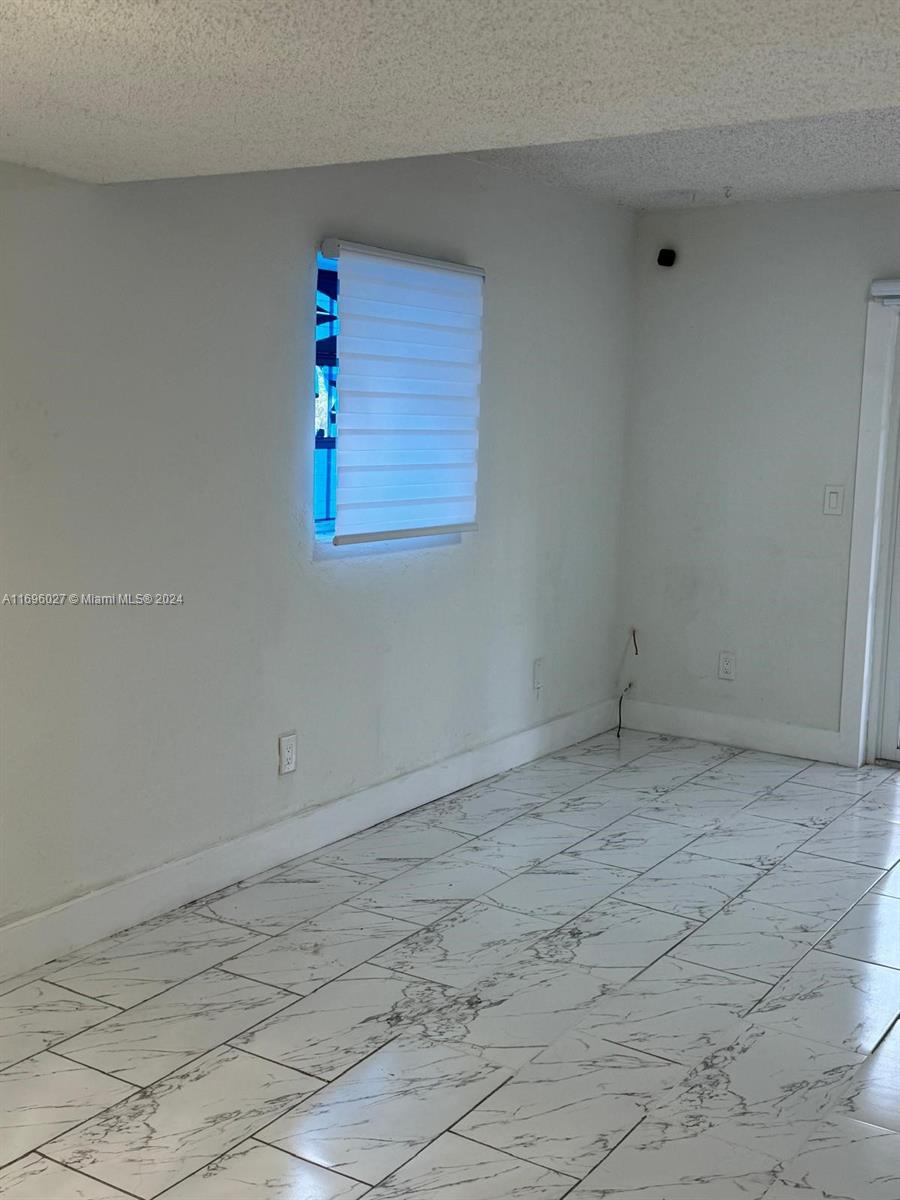 10907 N Kendall Dr #430, Miami, Florida image 7