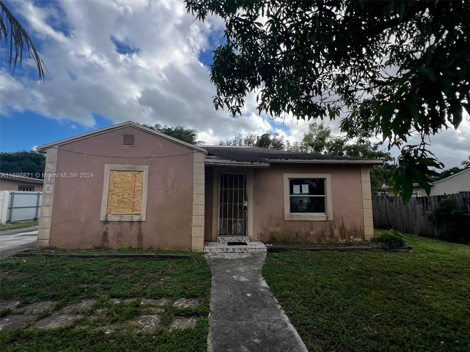 910 NW 123rd St, North Miami, Florida image 1