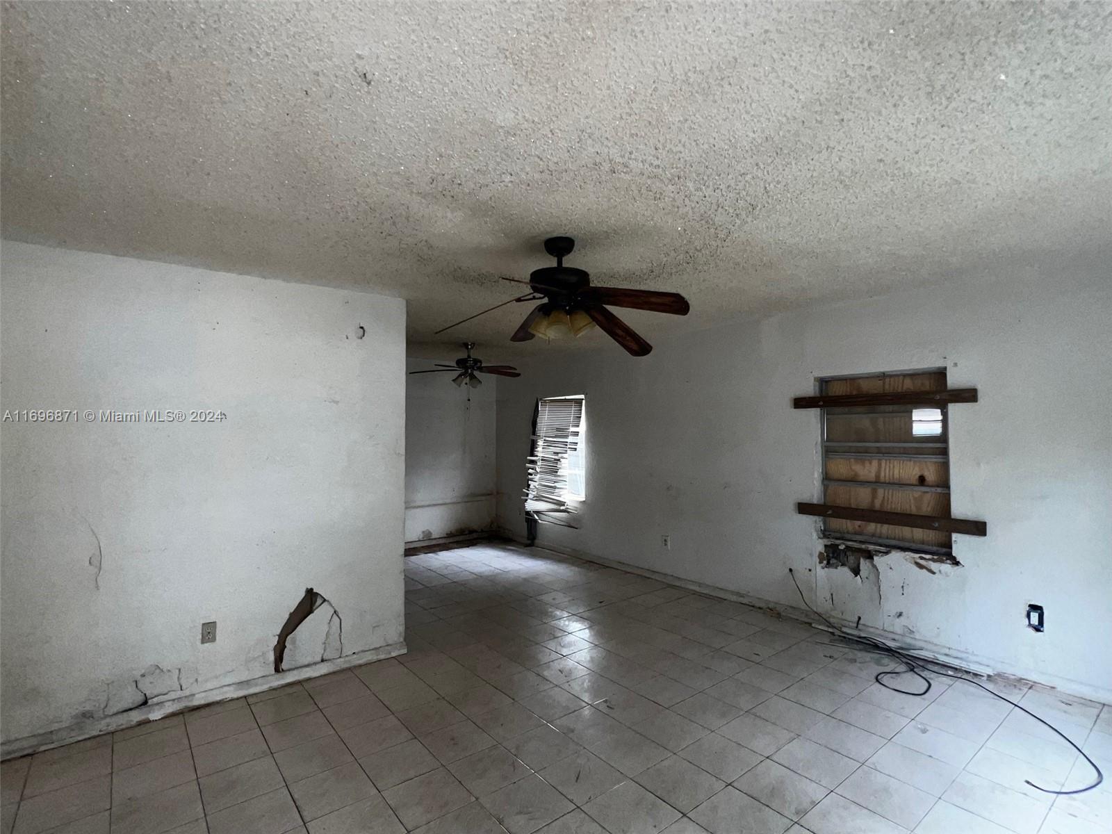 910 NW 123rd St, North Miami, Florida image 3