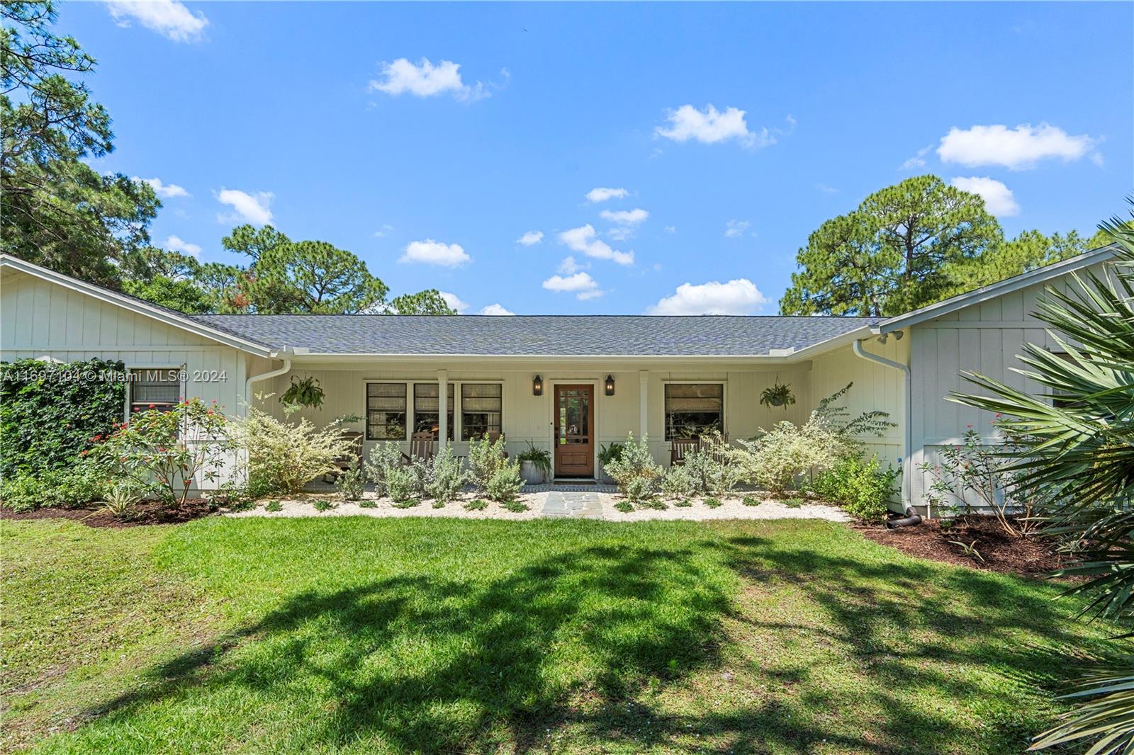 Residential, Jupiter, Florida image 2