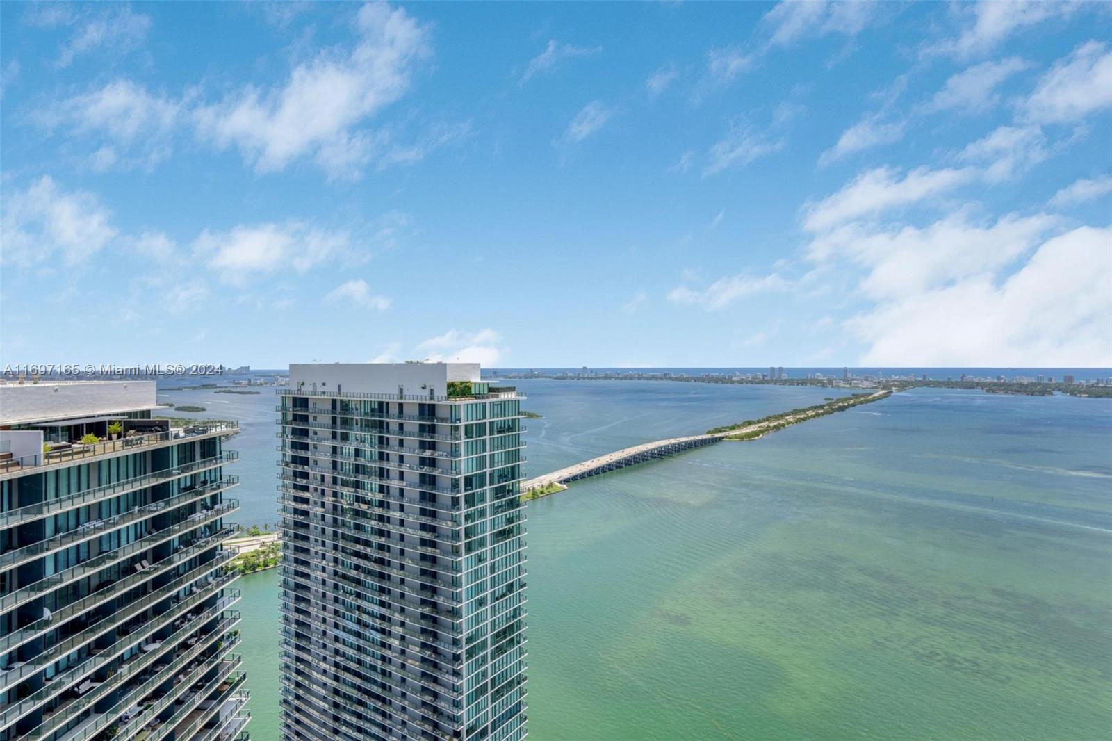 480 NE 31st St #PH5202, Miami FL 33137