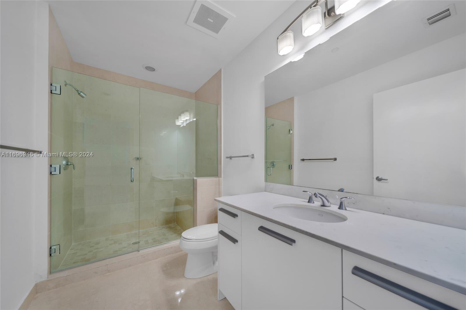 1060 Brickell Ave #4307, Miami, Florida image 27