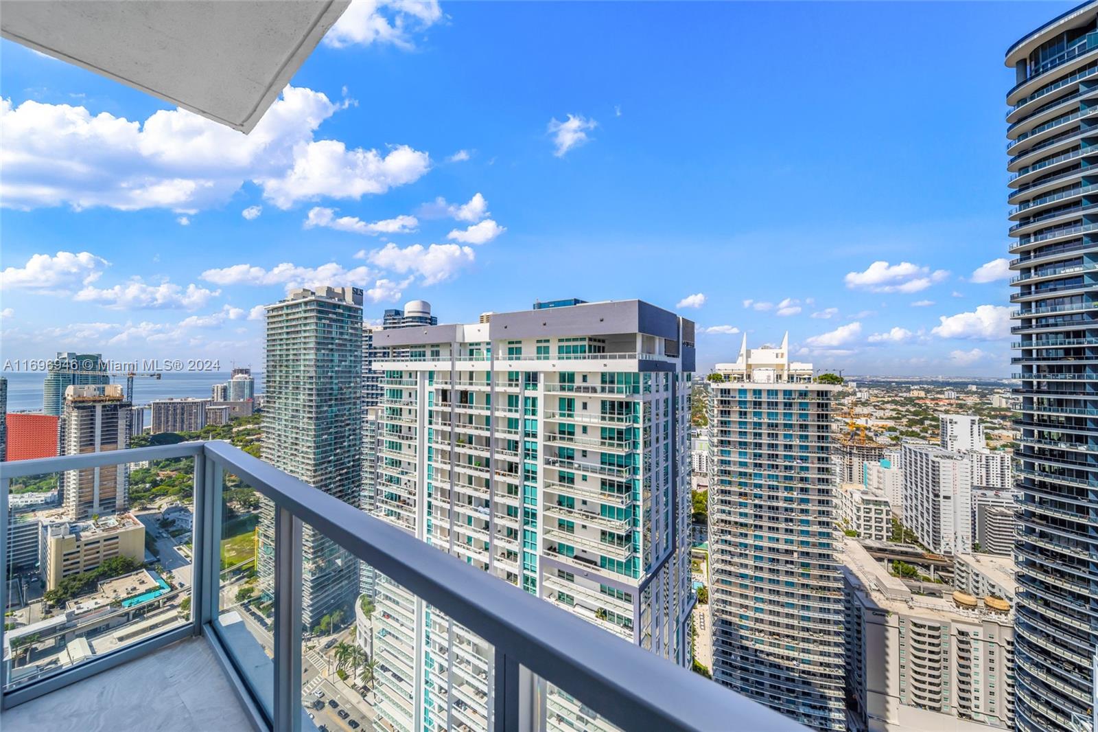 1060 Brickell Ave #4307, Miami, Florida image 30