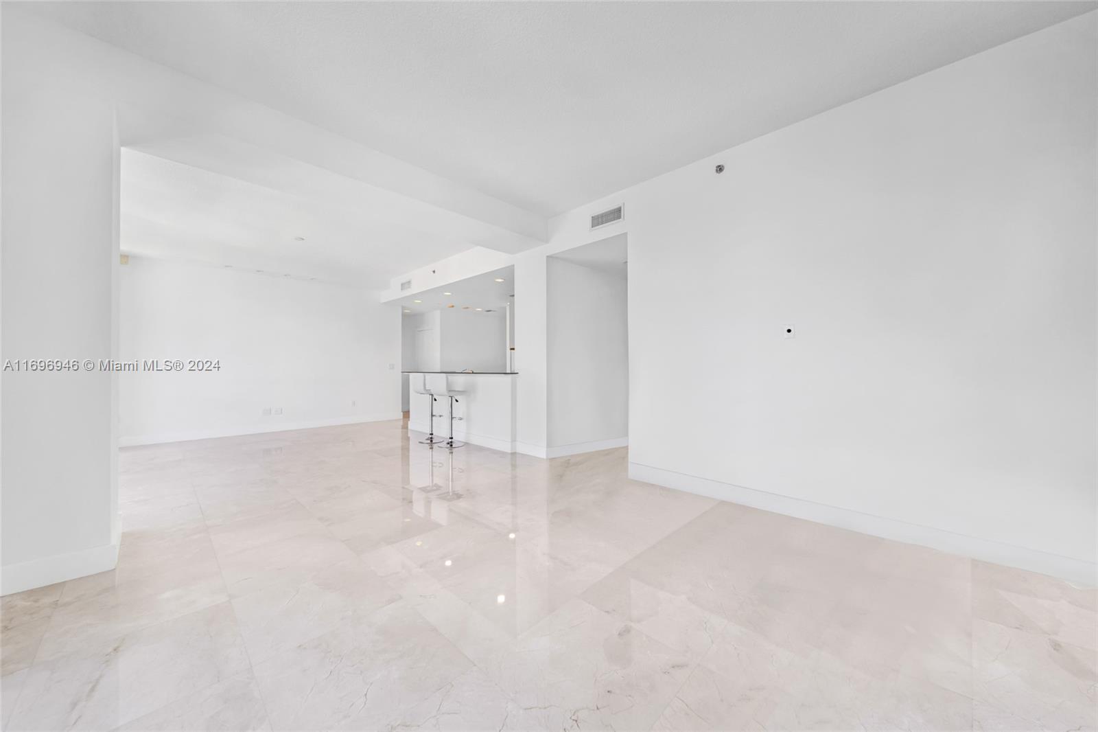 1060 Brickell Ave #4307, Miami, Florida image 31