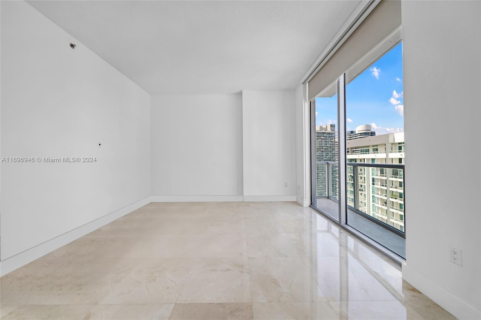 1060 Brickell Ave #4307, Miami, Florida image 33