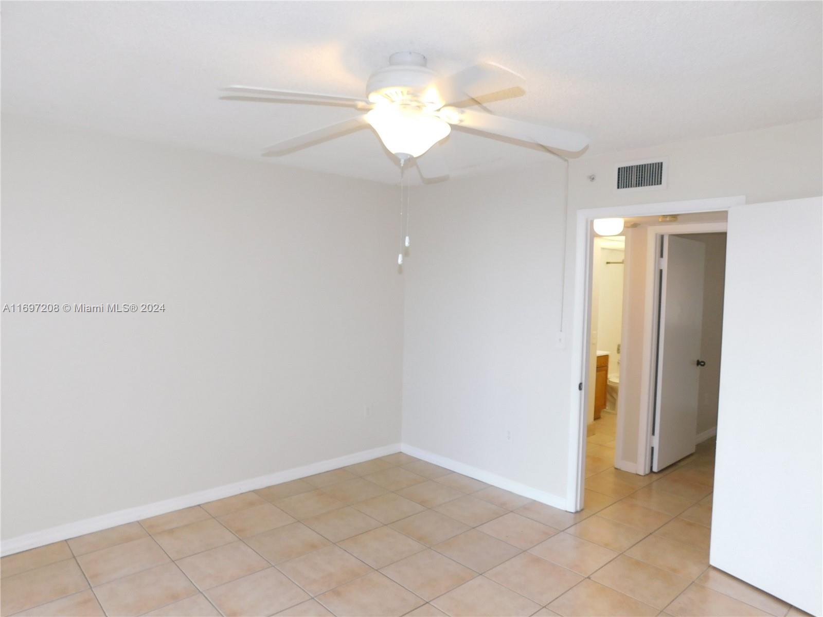 8650 SW 133 Rd #408, Miami, Florida image 4