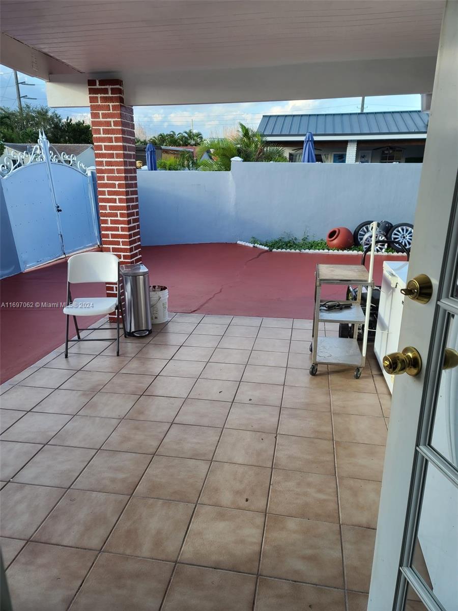 13871 SW 9th Ter, Miami, Florida image 34