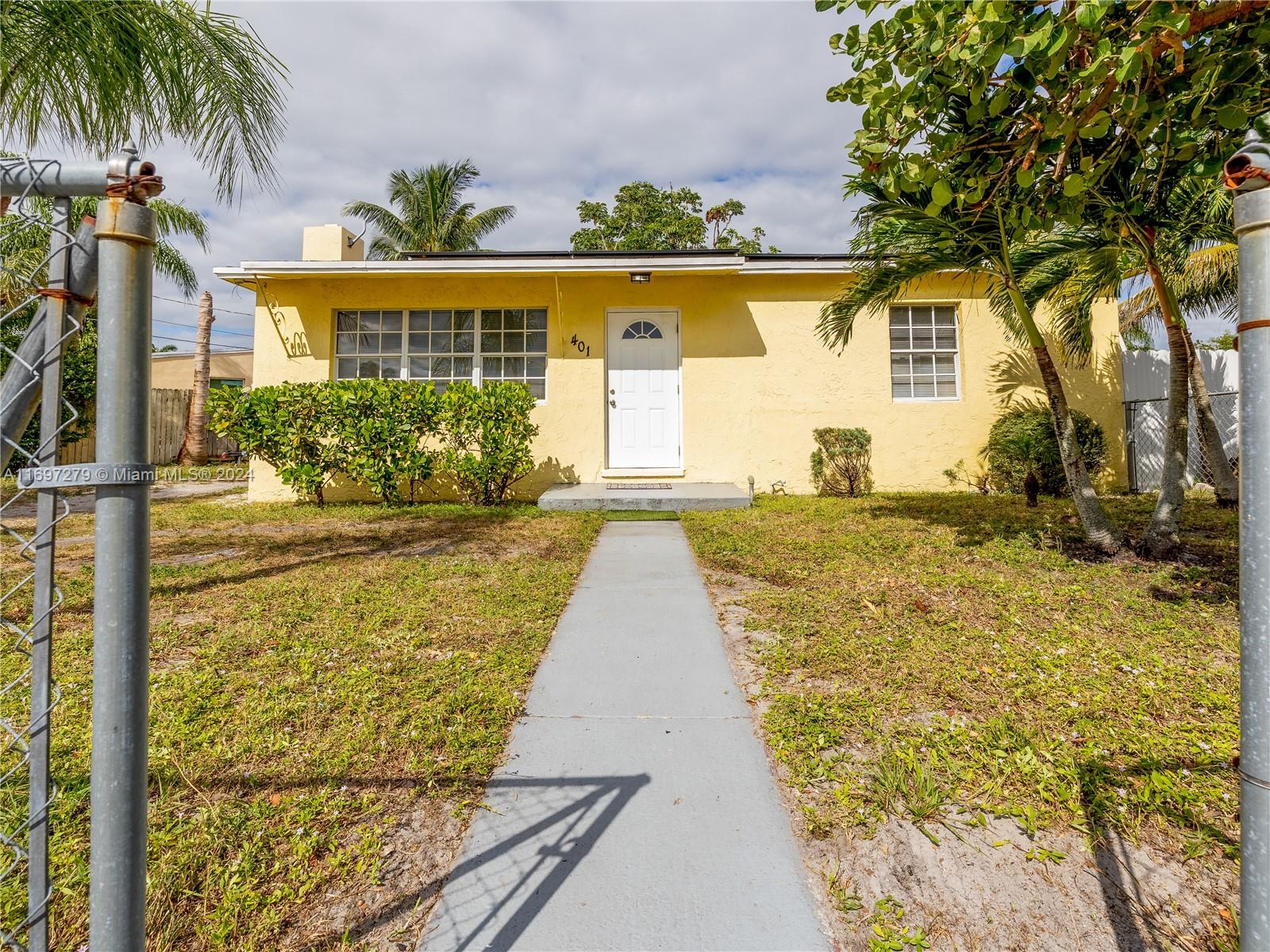 401 Cherry Rd, West Palm Beach, Florida image 3