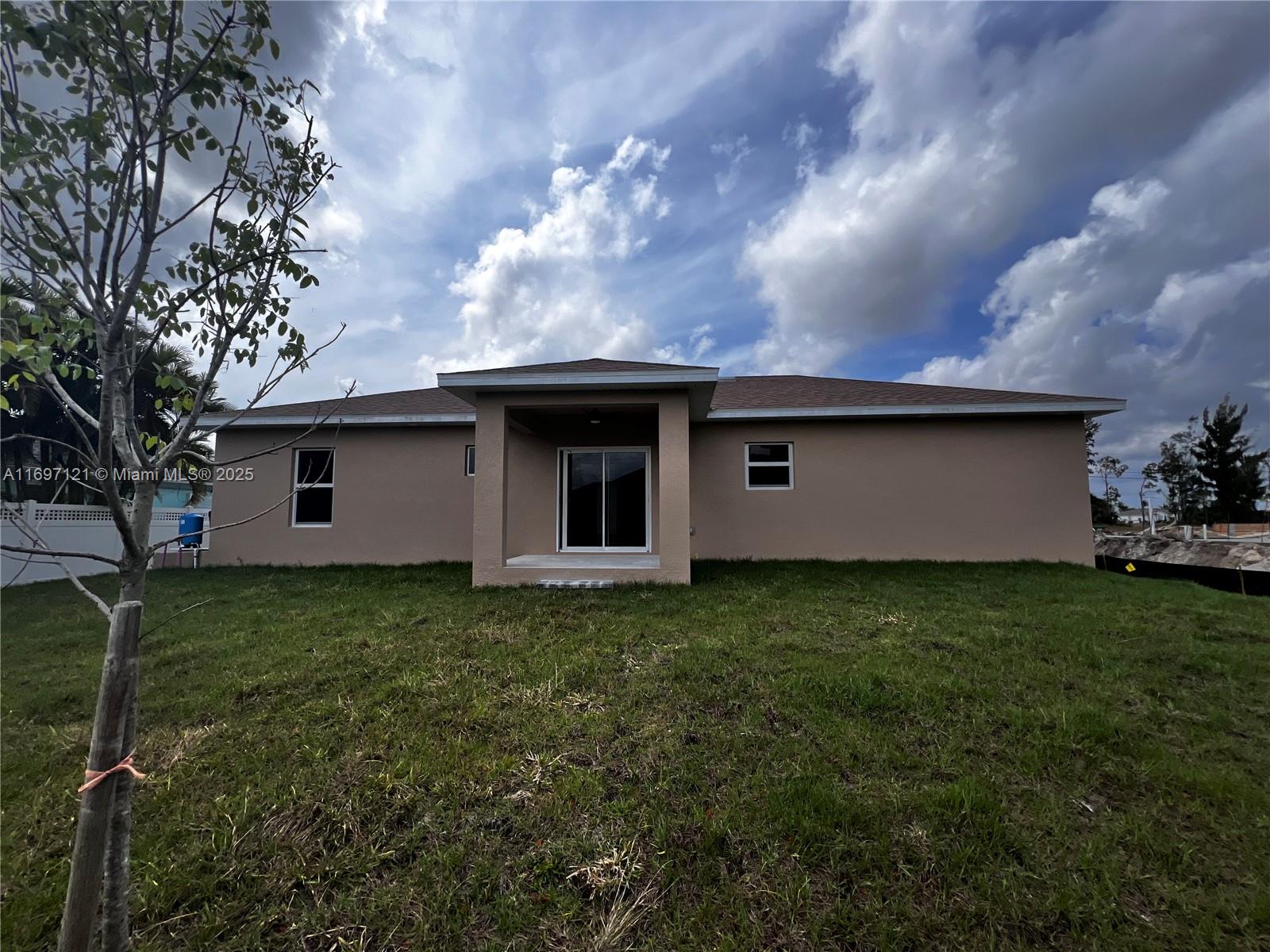 4209 NE 23rd Pl, Cape Coral, Florida image 2