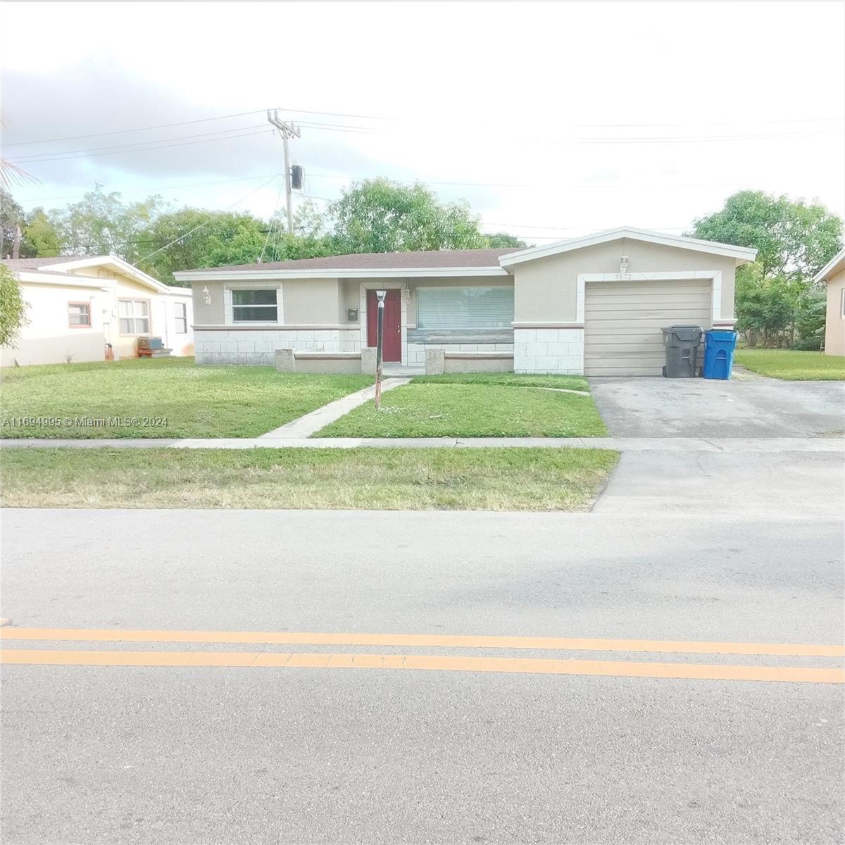 3572 NW 35th St, Lauderdale Lakes, Florida image 1