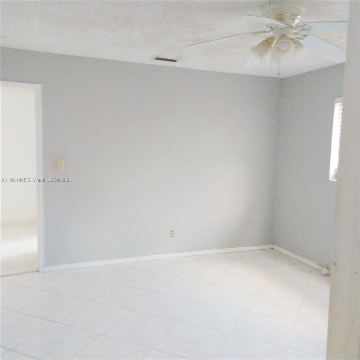 3572 NW 35th St, Lauderdale Lakes, Florida image 15