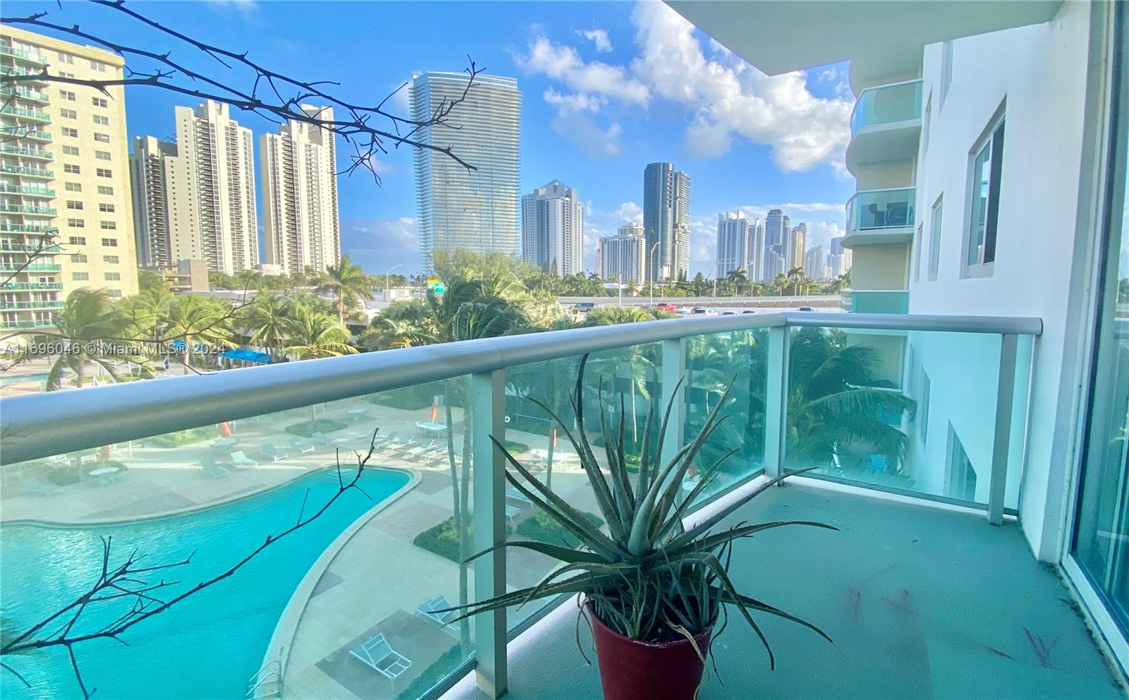 19380 Collins Ave #406, Sunny Isles Beach, Florida image 11