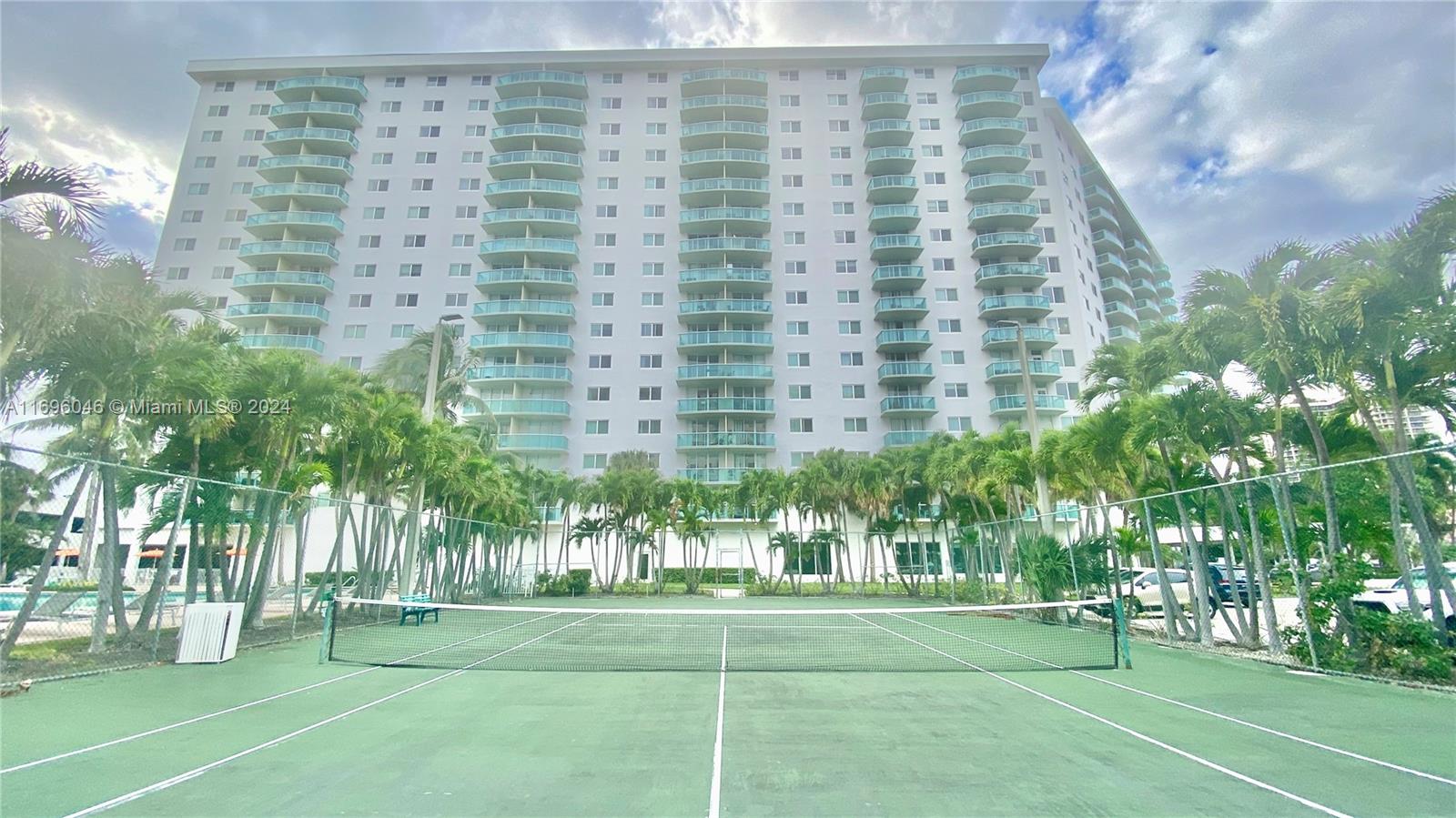 19380 Collins Ave #406, Sunny Isles Beach, Florida image 26