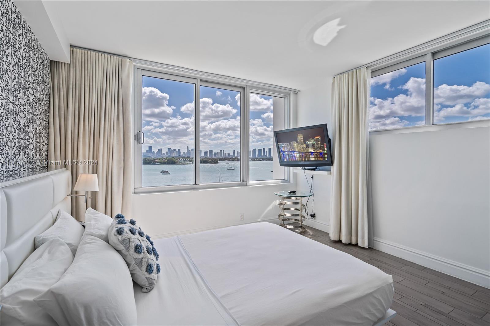 1100 West Ave #616, Miami Beach, Florida image 19