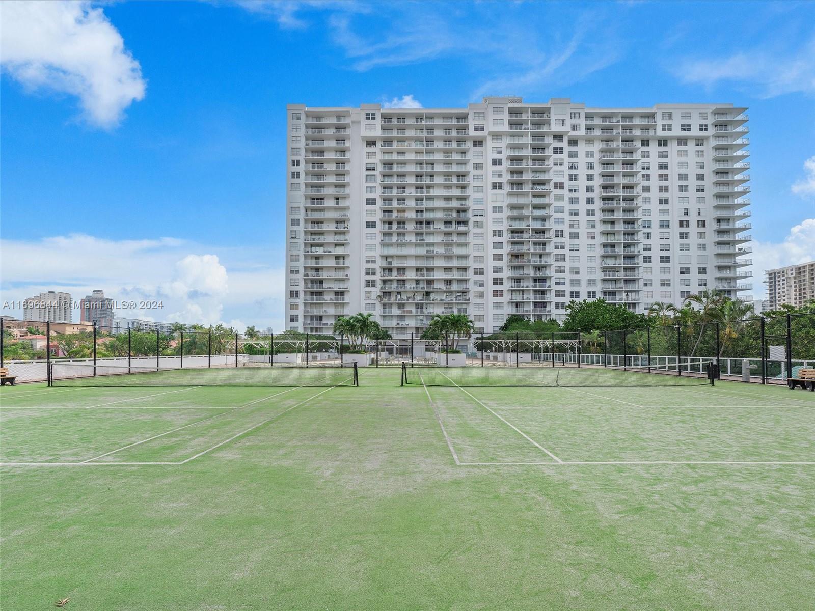 2851 NE 183rd St #2112E, Aventura, Florida image 22