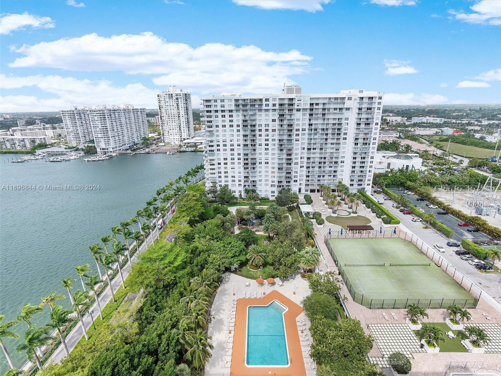 2851 NE 183rd St #2112E, Aventura, Florida image 25