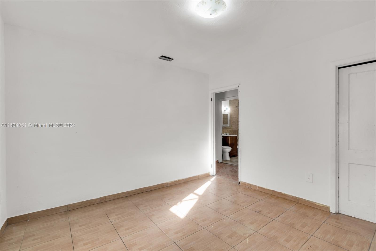 10821 NE 5th Ave, Miami, Florida image 19