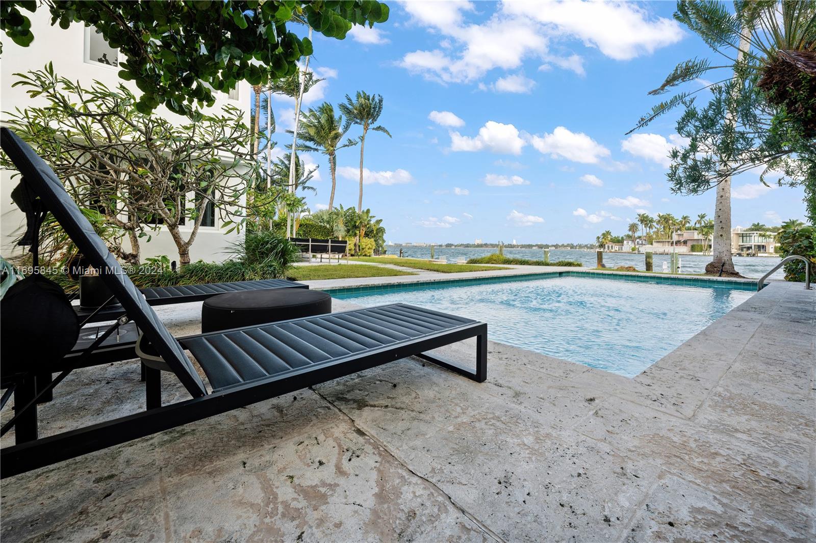 625 E Dilido Dr, Miami Beach, Florida image 3