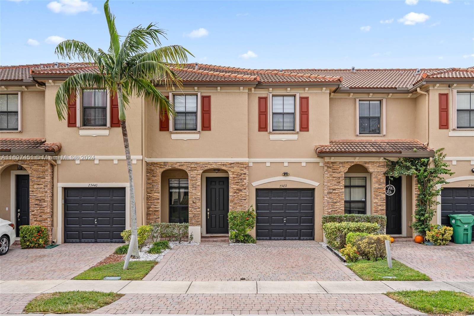 Welcome to this beautifully designed townhome in the highly sought-after Silver Palm community! Boasting a spacious and open layout, this home features 3 comfortable bedrooms, 2.5 bathrooms, and a convenient 1-car garage. The private driveway and backyard provide added convenience and privacy, perfect for relaxing or entertaining. Enjoy a variety of community amenities including a refreshing pool, a modern clubhouse, a fully-equipped gym, basketball courts, and much more – all included with the HOA! This townhome is ideal for those seeking a blend of comfort, convenience, and a vibrant community lifestyle. Don't miss out on this fantastic opportunity!