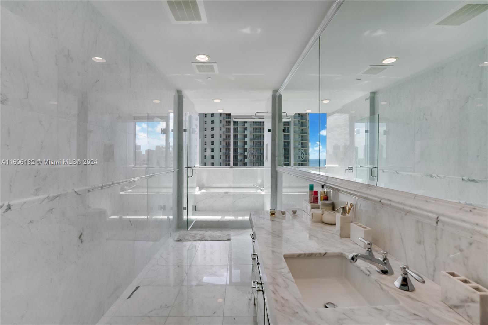 17475 Collins Ave #602, Sunny Isles Beach, Florida image 13