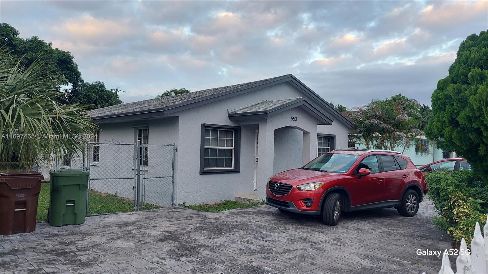 553 E 61st St, Hialeah, Florida image 2