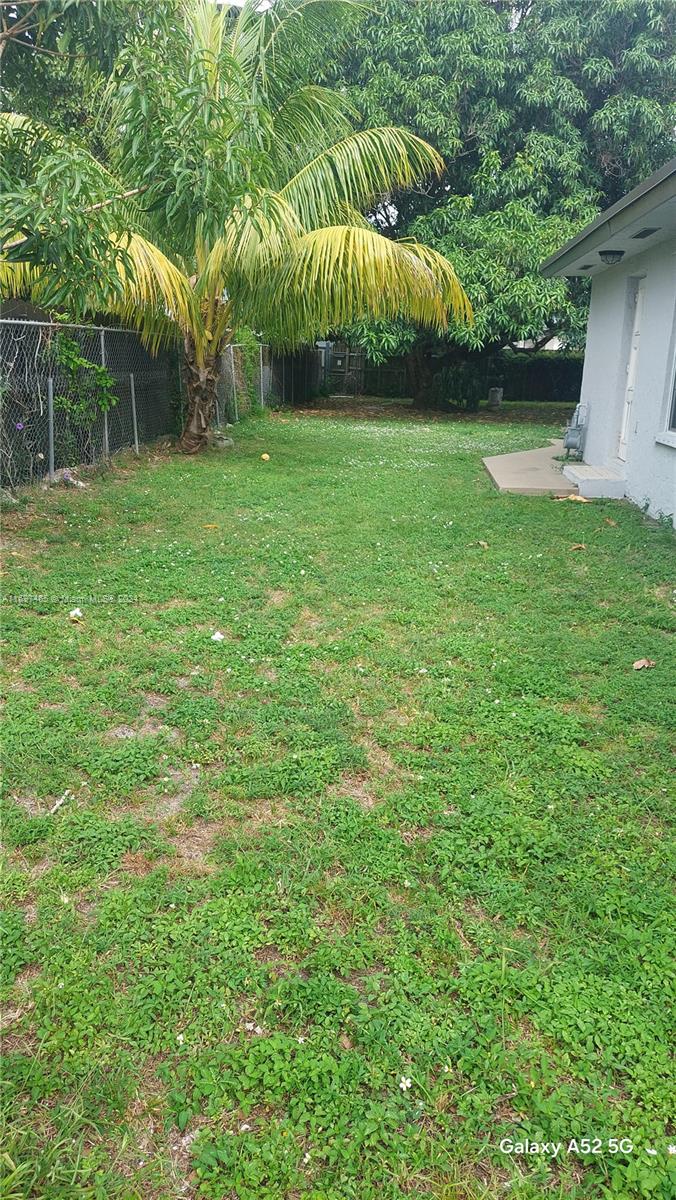 553 E 61st St, Hialeah, Florida image 4