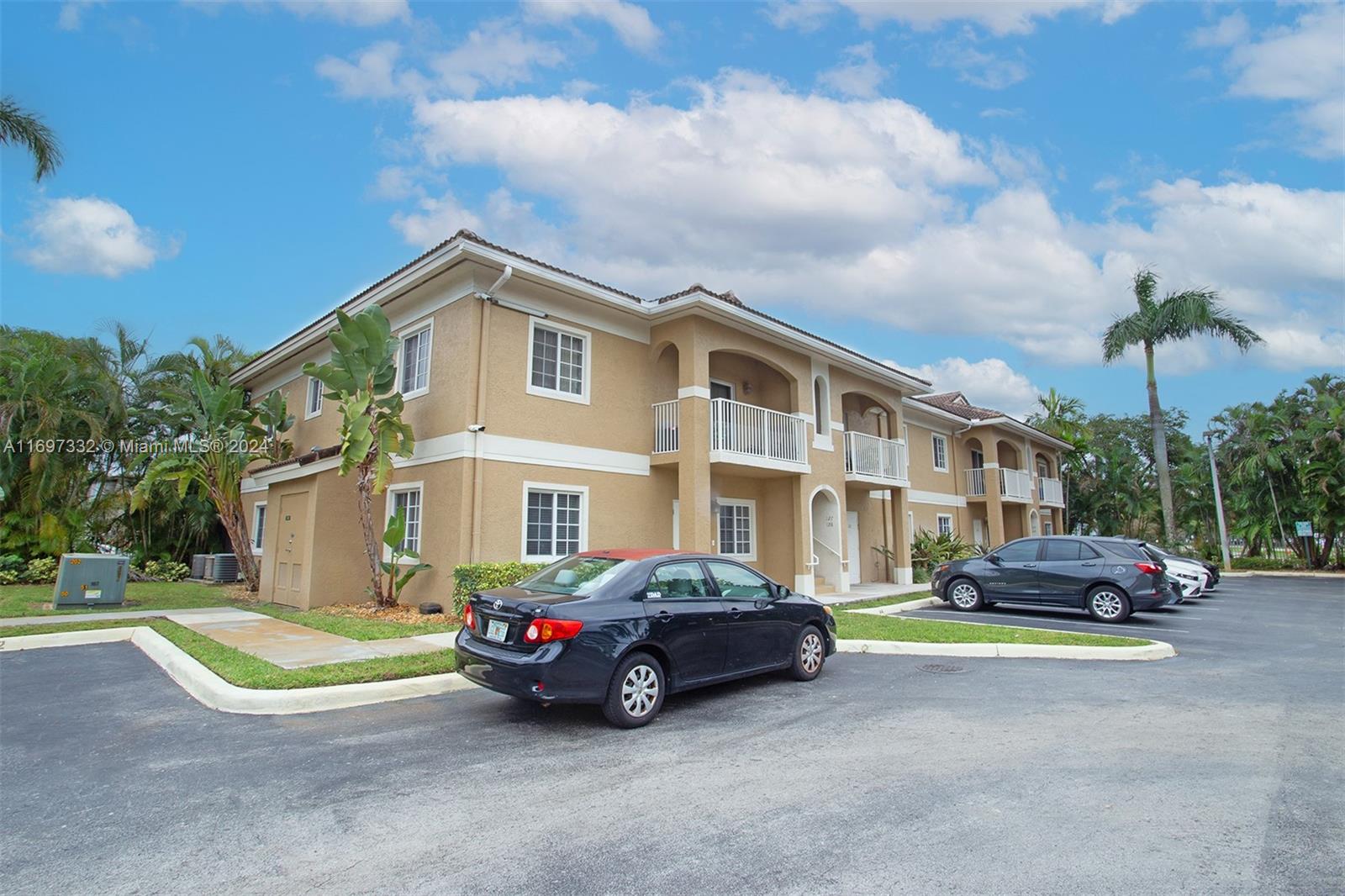 911 Hillcrest Ct #7, Hollywood, Florida image 3